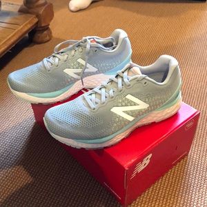 NWT/NIB New Balance Running Sneakers
